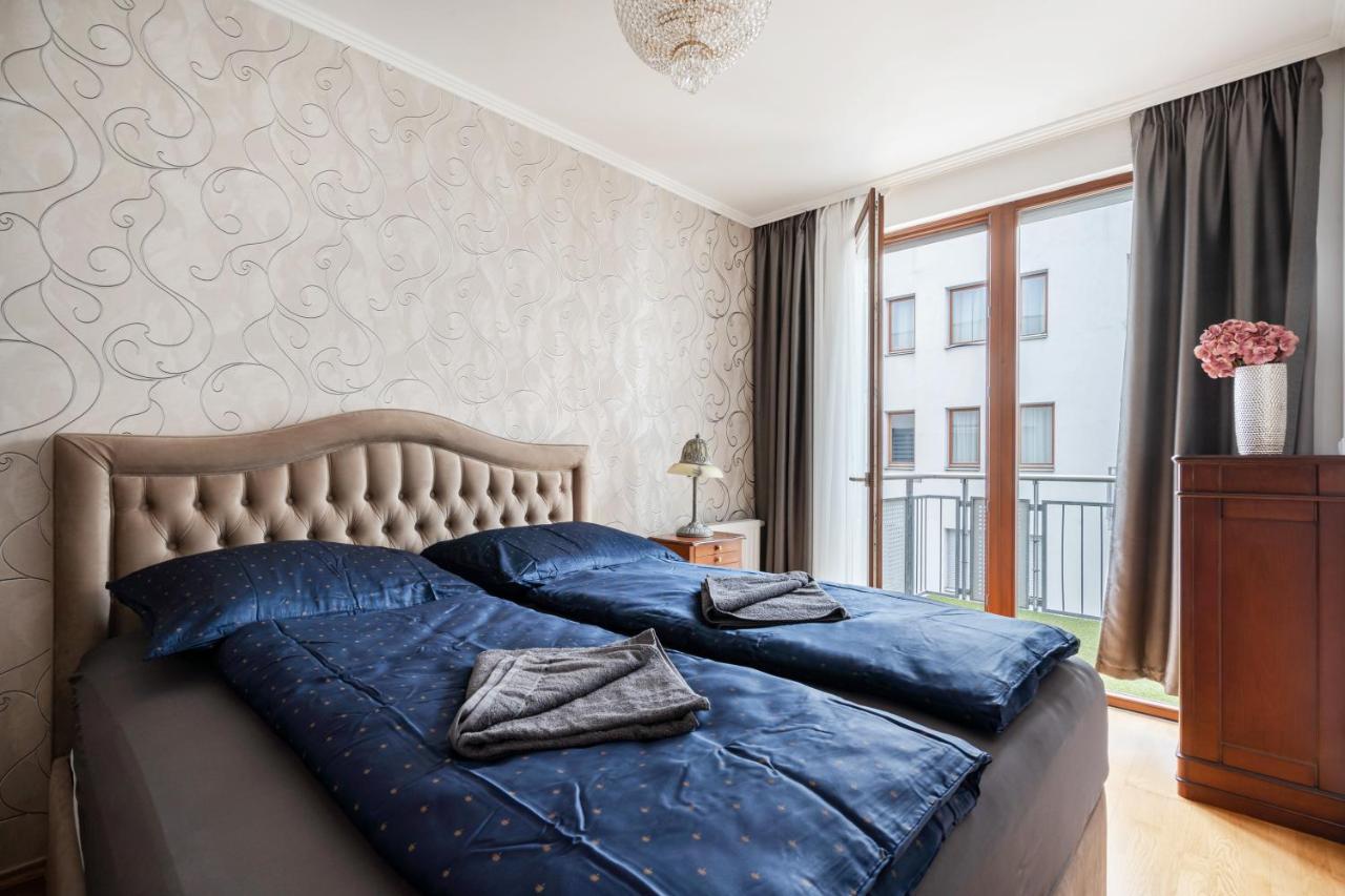 Penthouse Three Bedrooms, Three Balconies Apartment With Free Parking In Kiraly Street Βουδαπέστη Εξωτερικό φωτογραφία