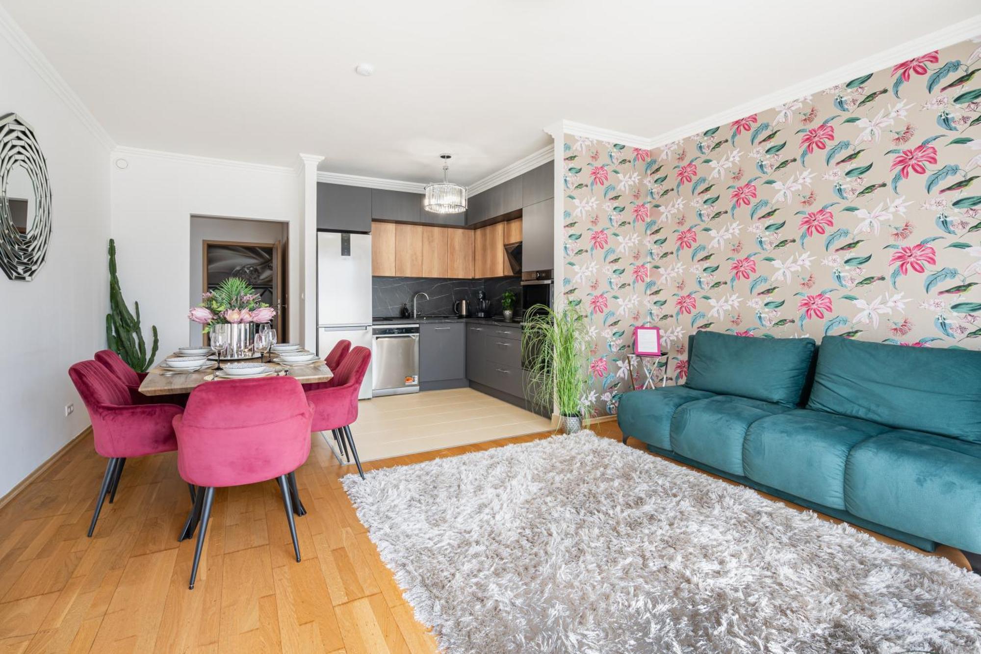 Penthouse Three Bedrooms, Three Balconies Apartment With Free Parking In Kiraly Street Βουδαπέστη Εξωτερικό φωτογραφία